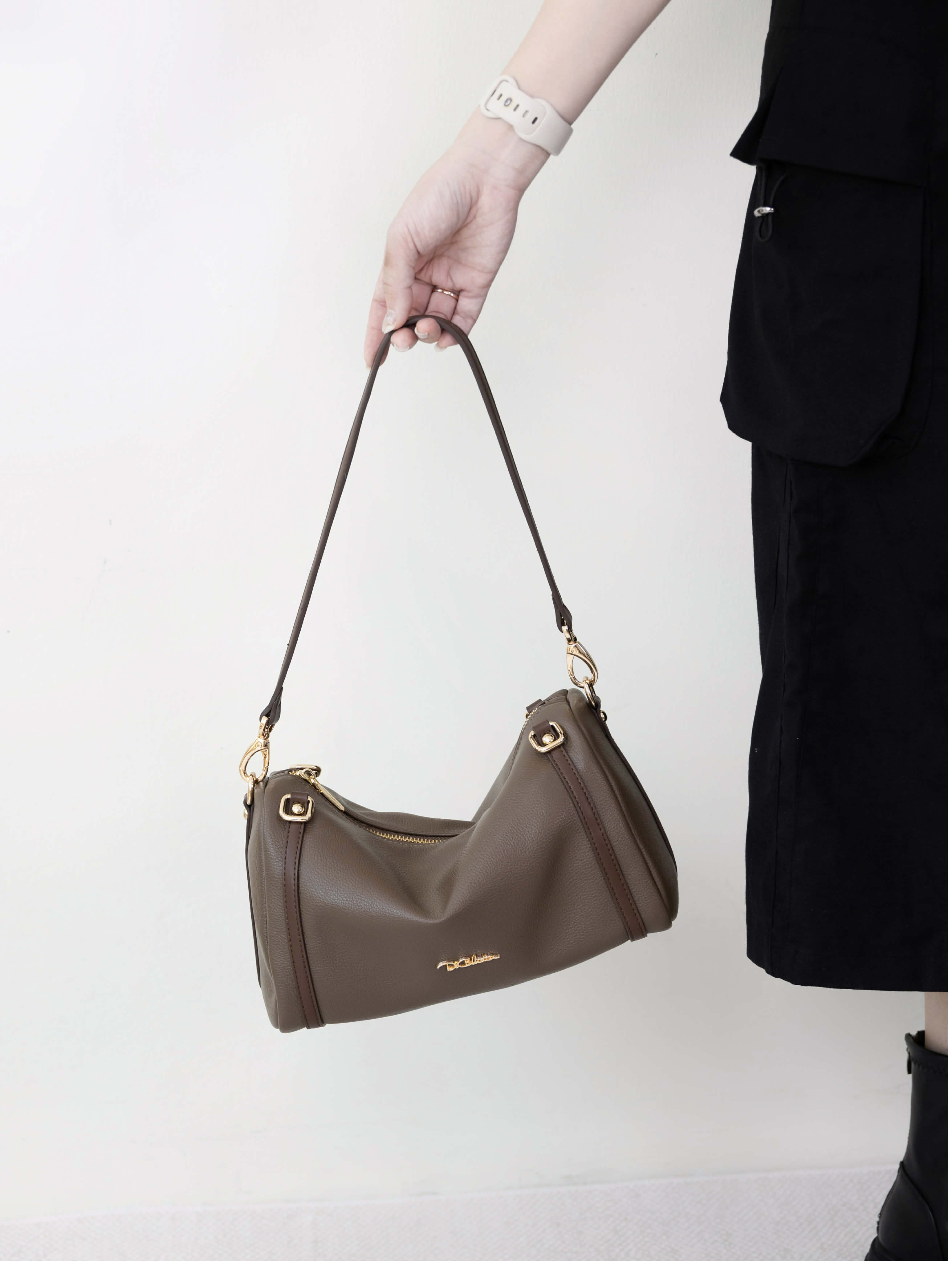 Cavahn Medium Boston Bag