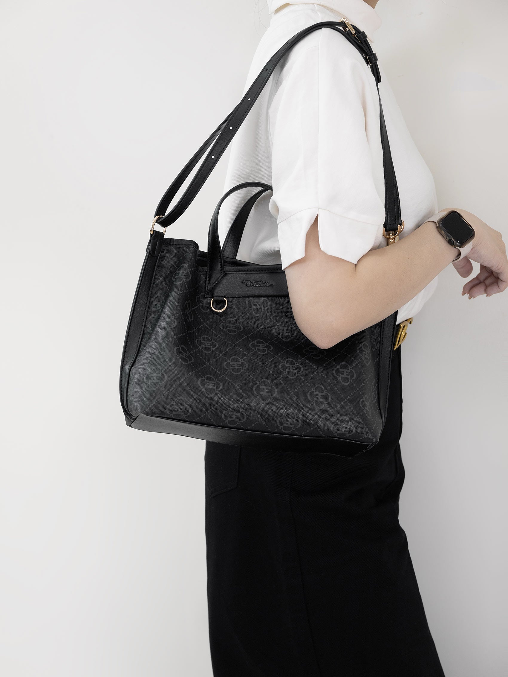 Cordelia Fleurie Crossbody Bag