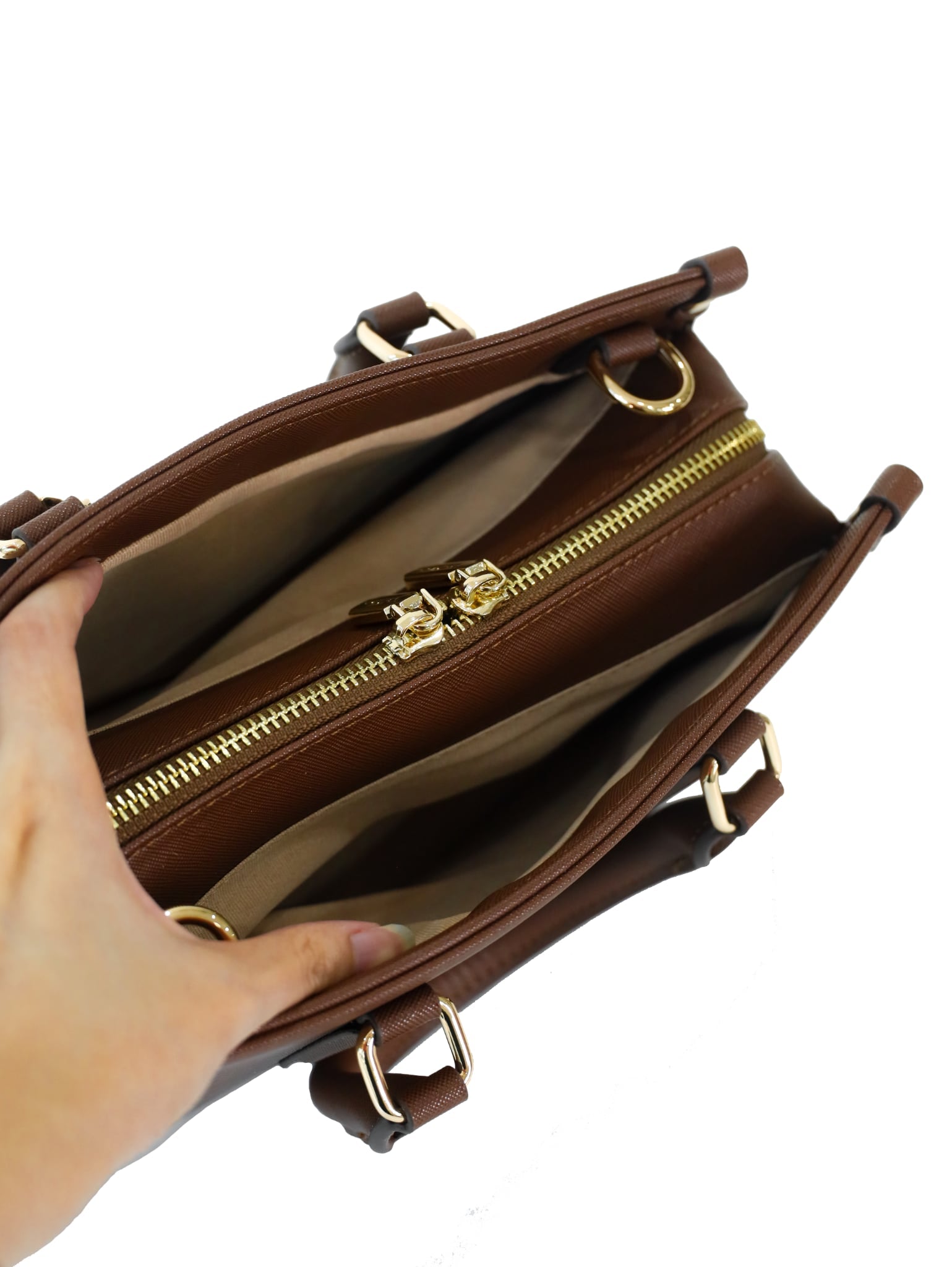 Yuniva East West Tote Bag