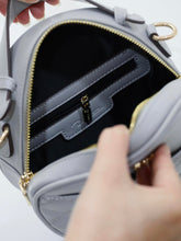 Load image into Gallery viewer, Onnie Round Clutch With Sling