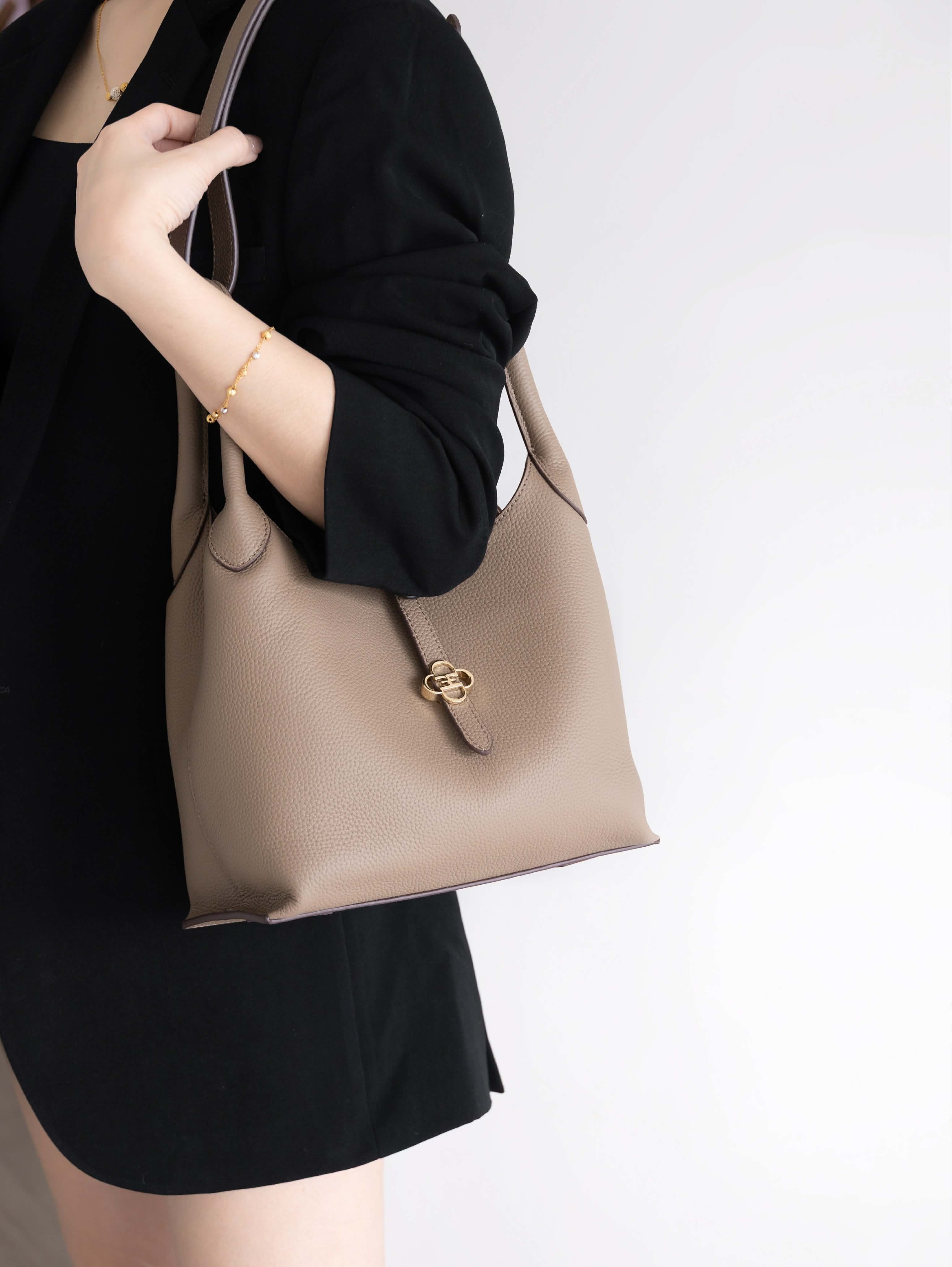 Jennda Cellant Bucket Bag
