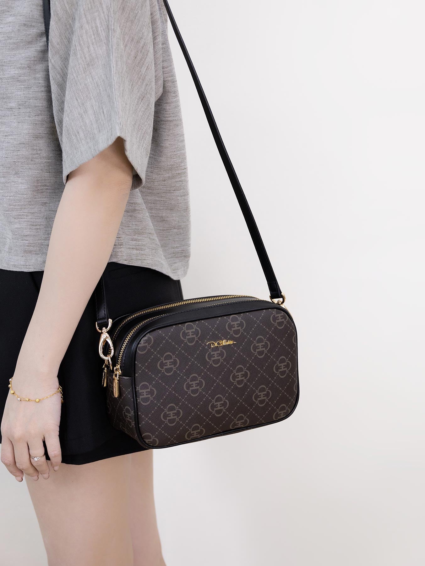 Rowena Fleurie Camera Bag