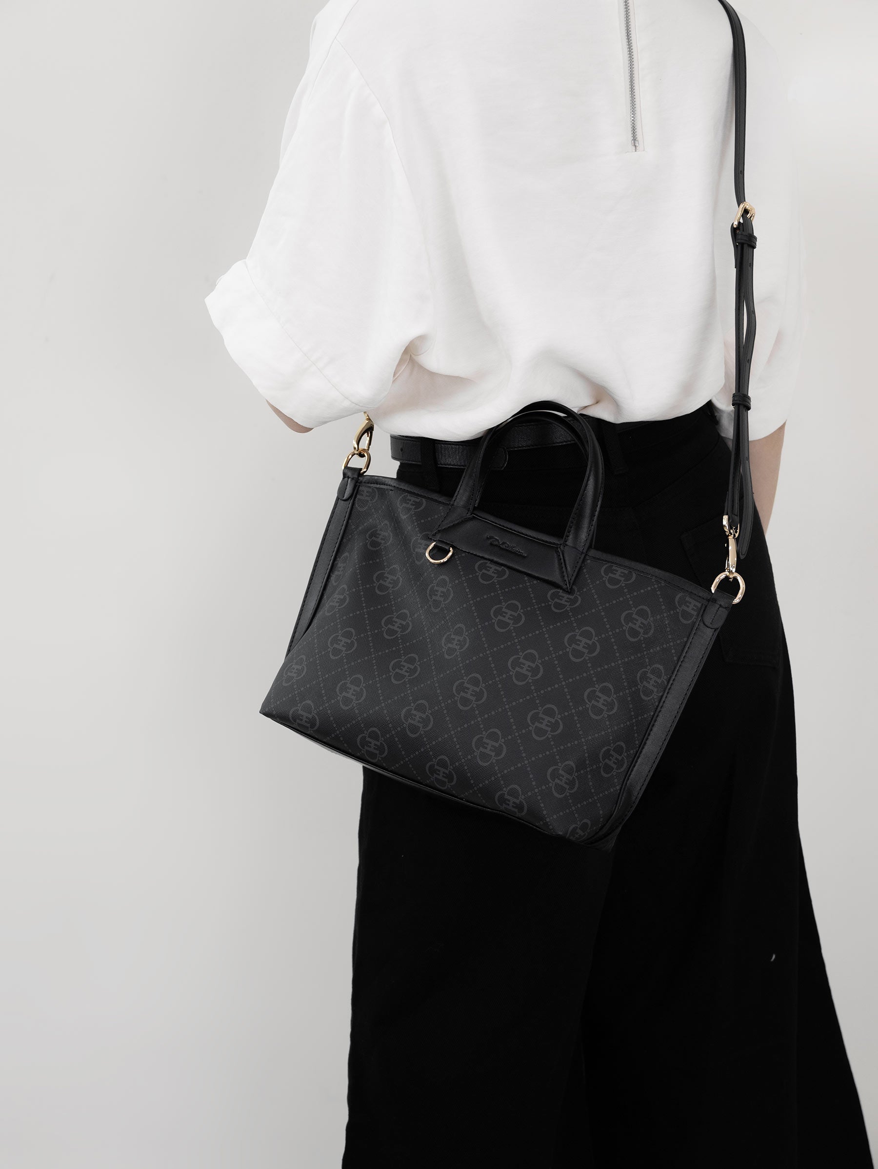 Cordelia Fleurie Crossbody Bag
