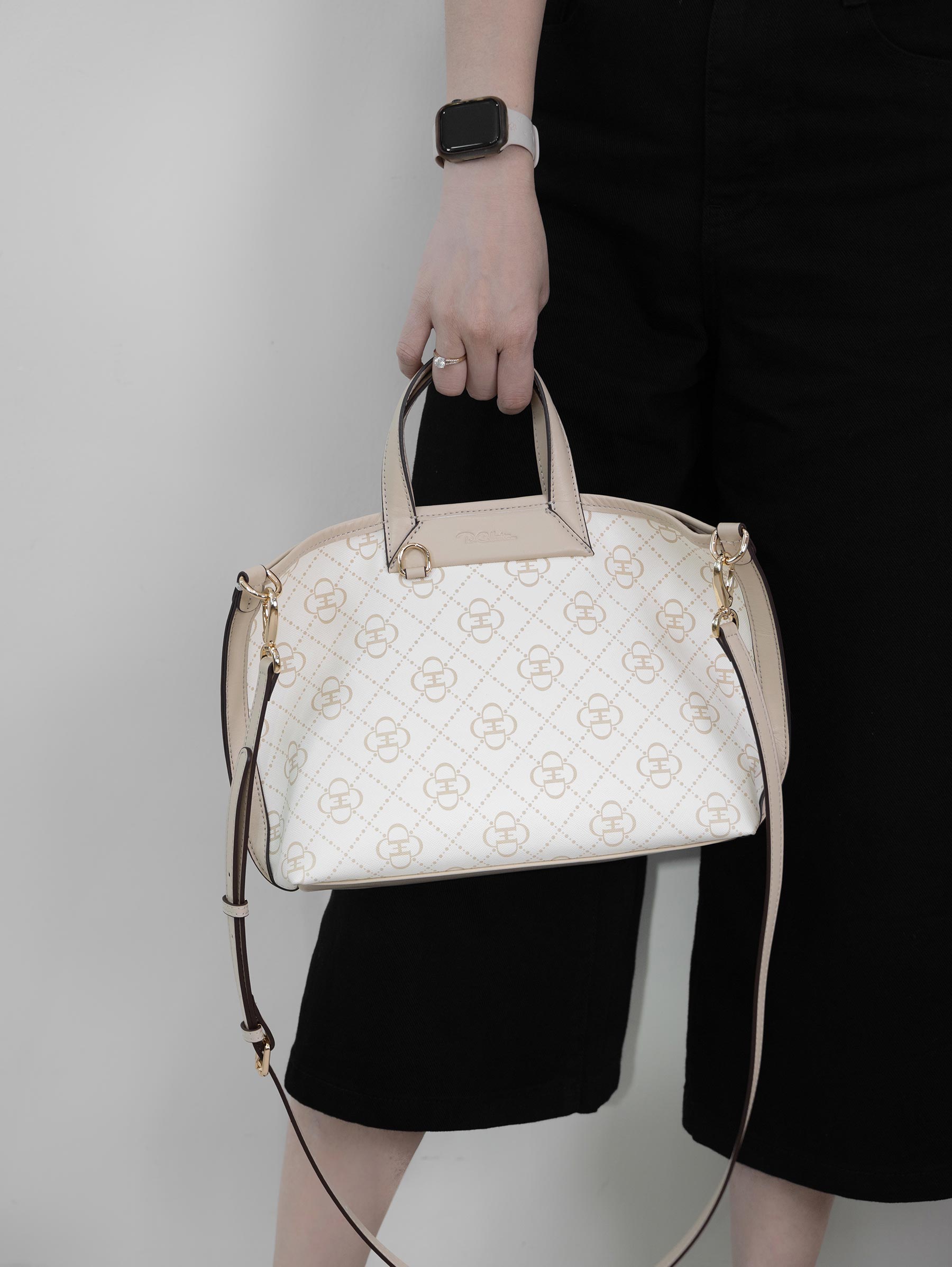 Cordelia Fleurie Crossbody Bag