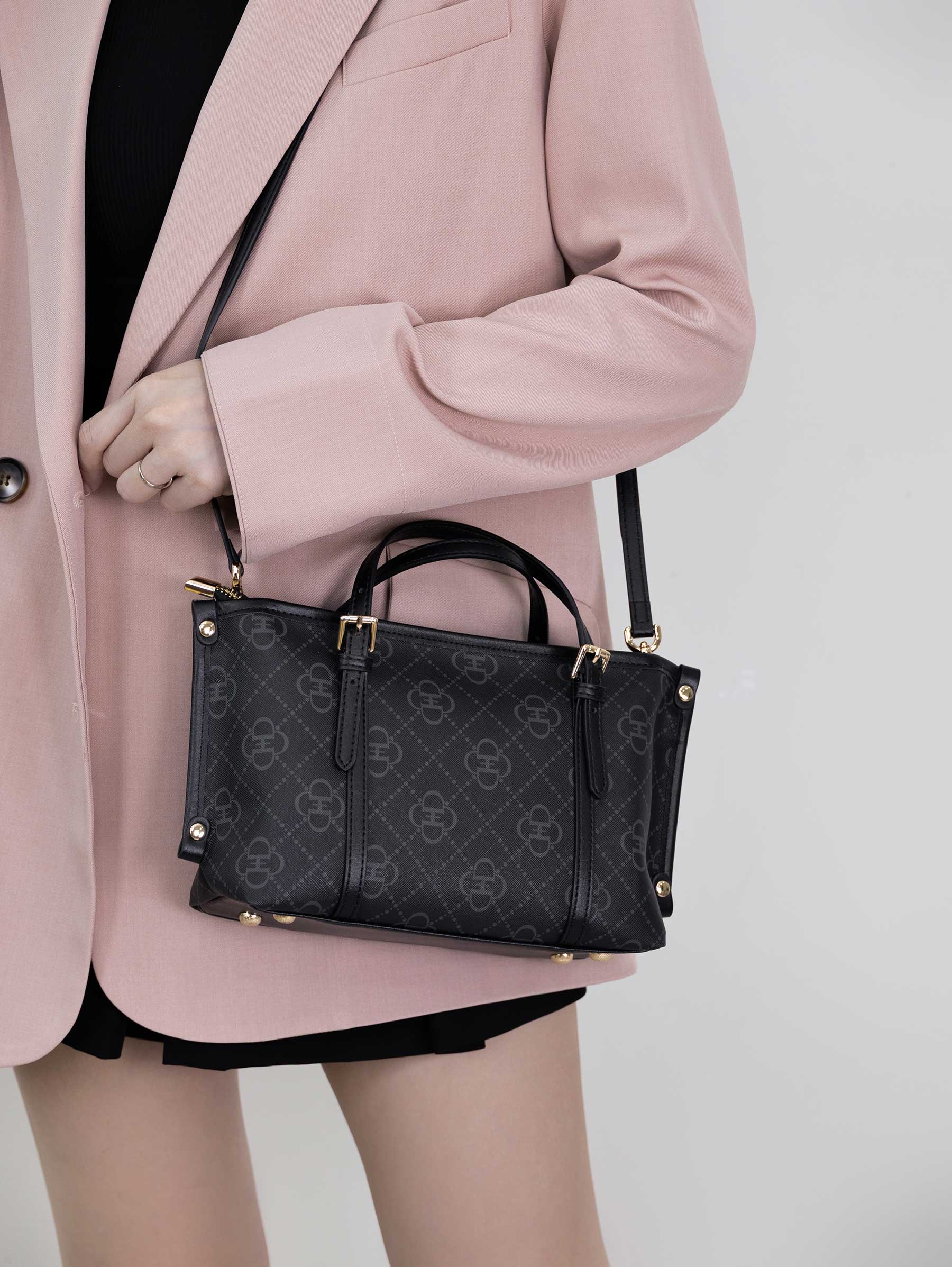 Valdis Fleurie Tote Bag