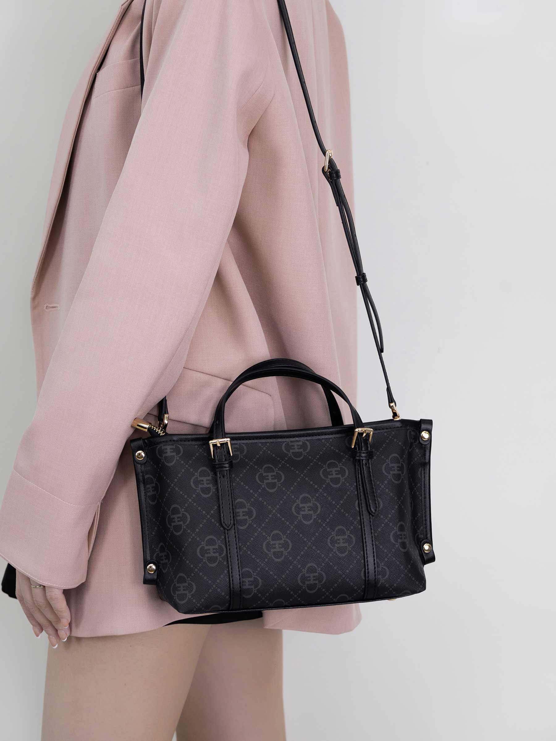 Valdis Fleurie Tote Bag