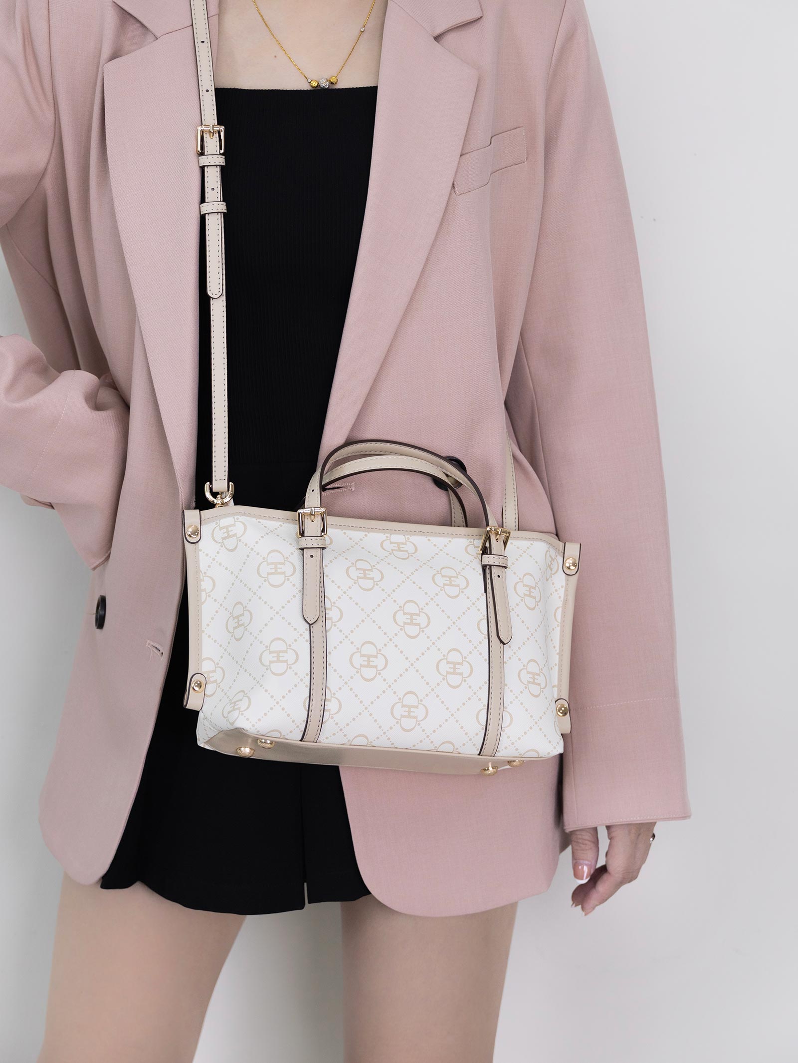 Valdis Fleurie Tote Bag