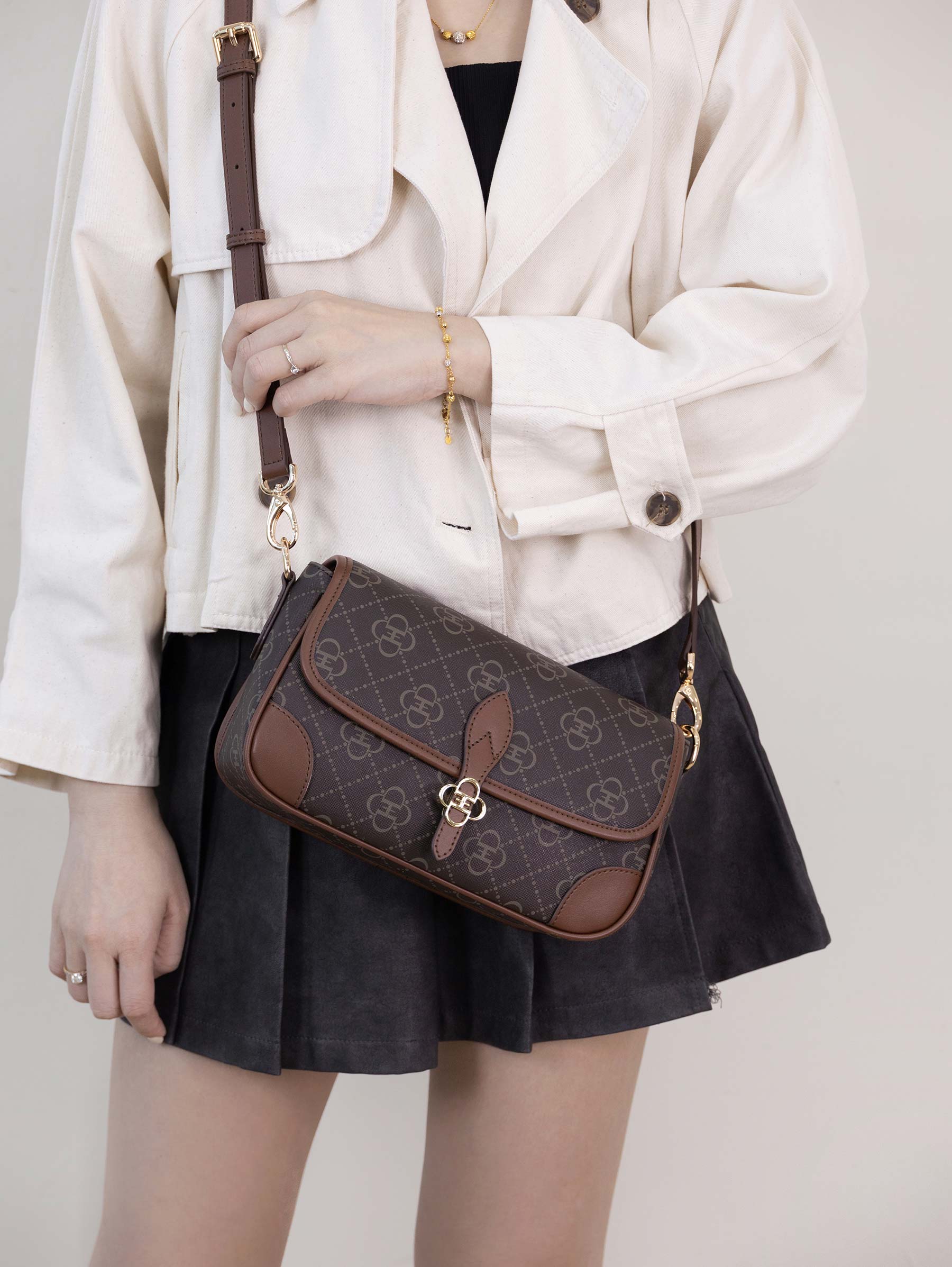 Auryn Fleurie Baguette Bag