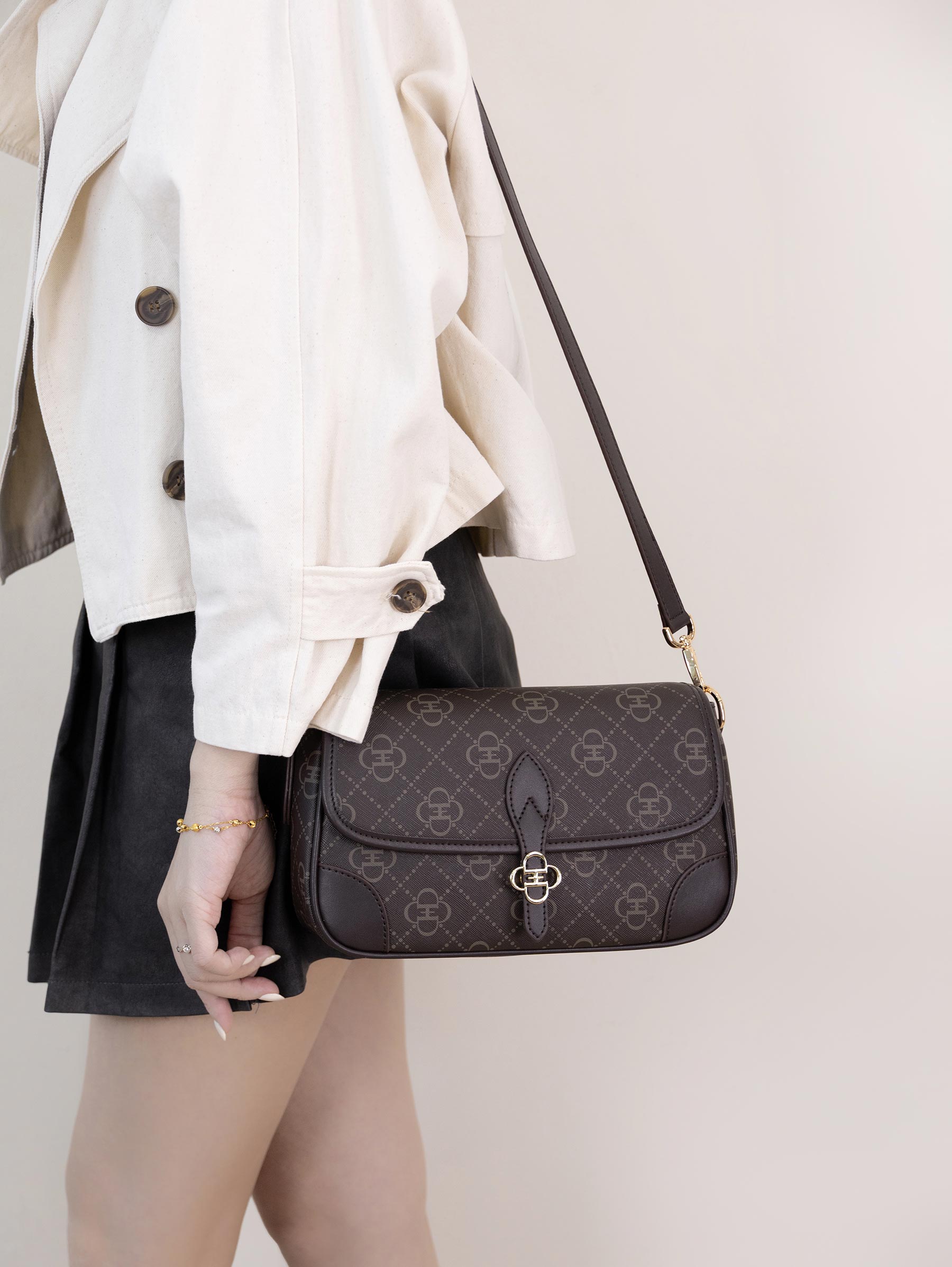 Auryn Fleurie Baguette Bag