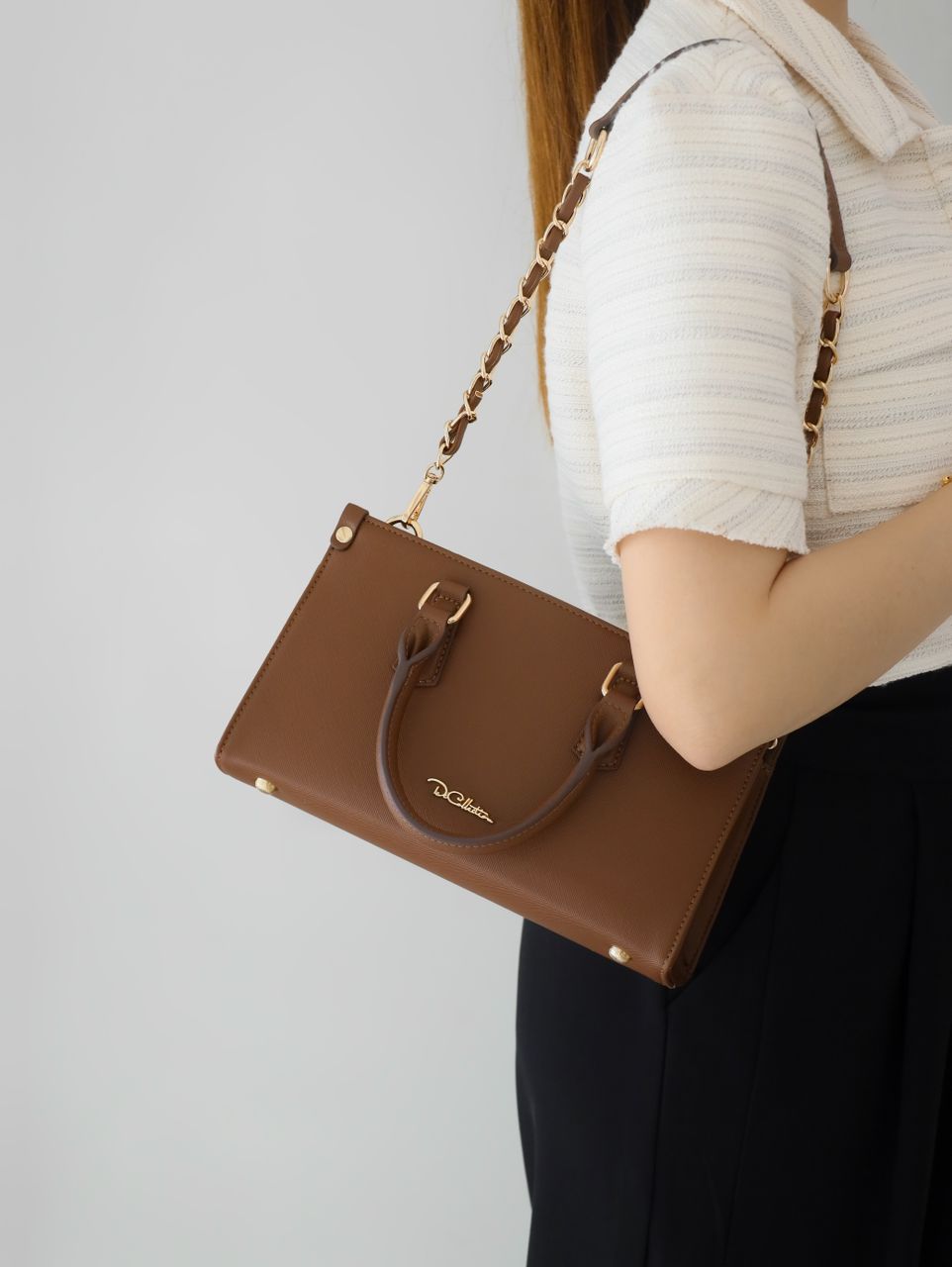 Yuniva East West Tote Bag