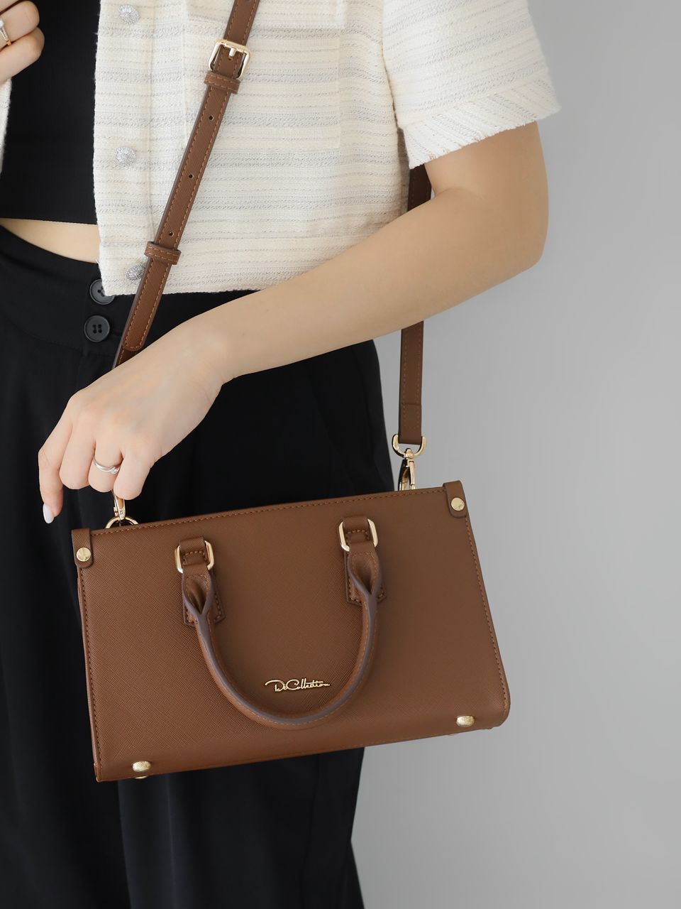 Yuniva East West Tote Bag