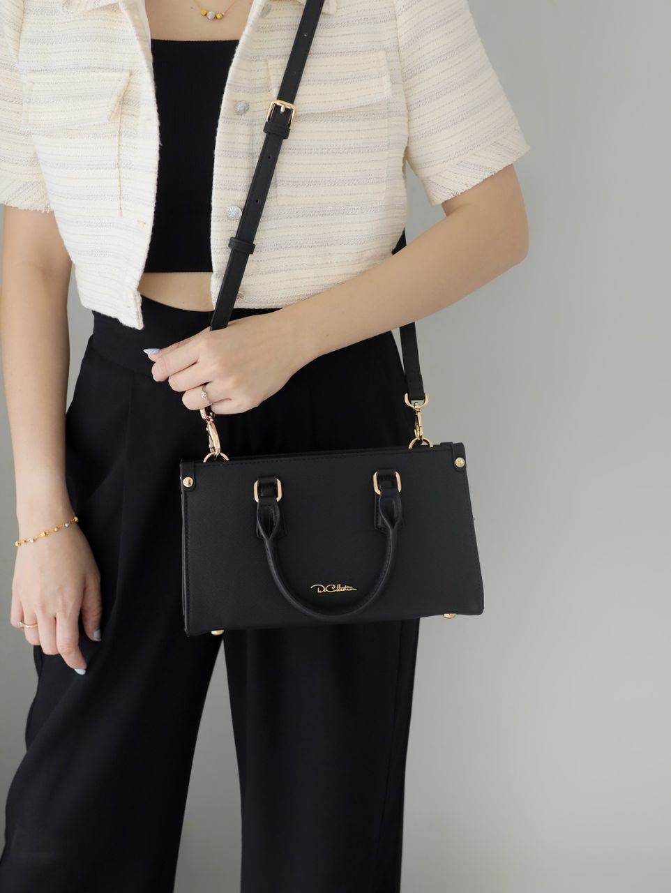 Yuniva East West Tote Bag