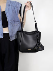Cluvie Shoulder Bag