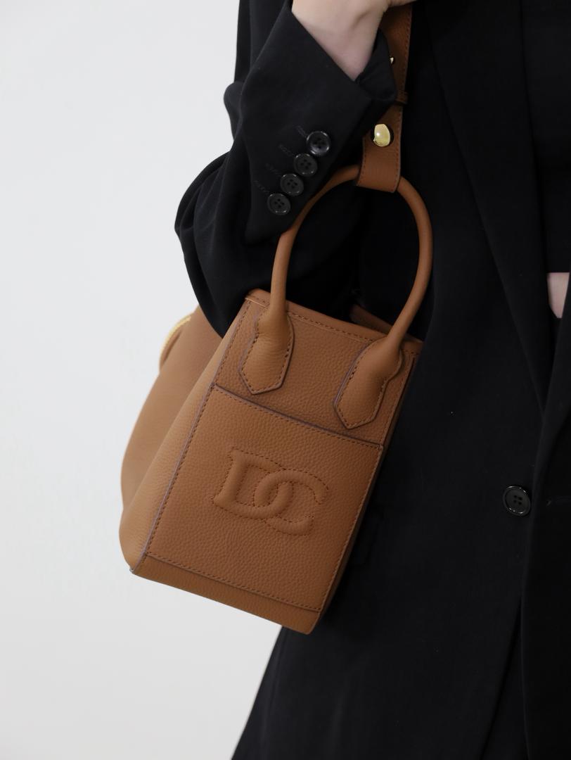 Lajoe Togo Genuine Leather Cellant Bucket Bag