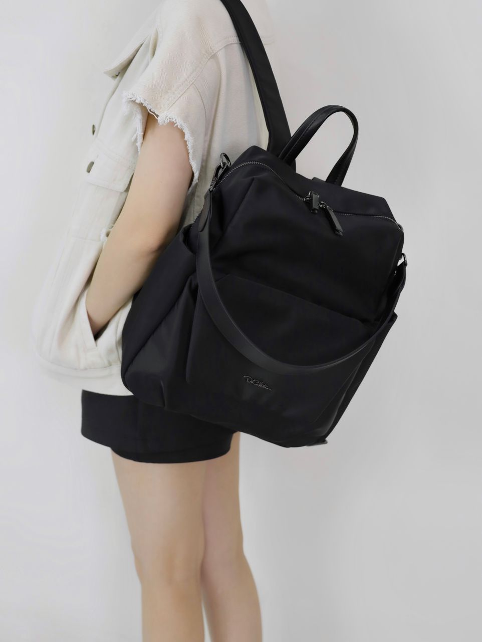 Aemi (3.0) Two Ways Waterproof Nylon Backpack