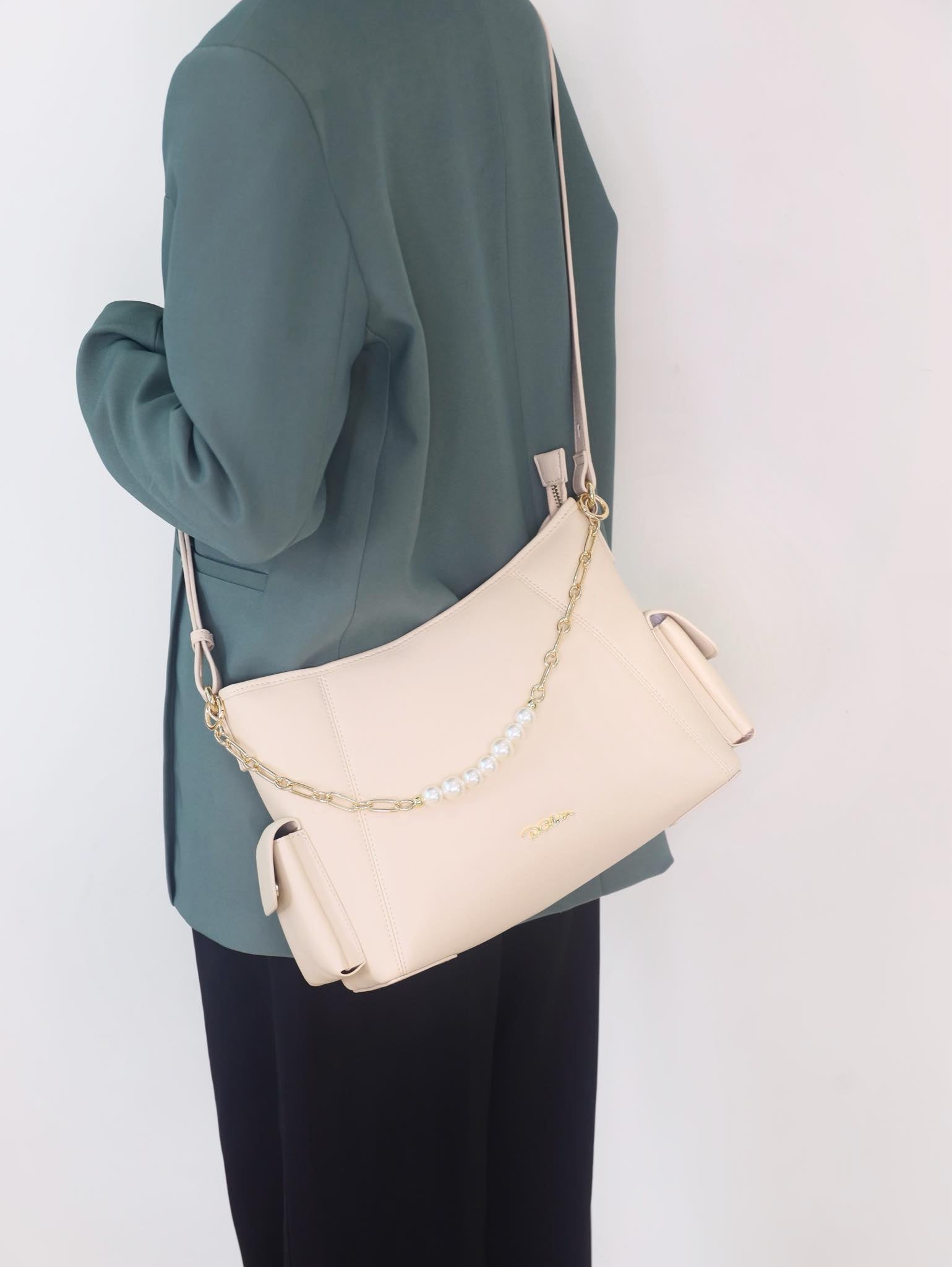 Lovelle Pearly Crossbody Bag