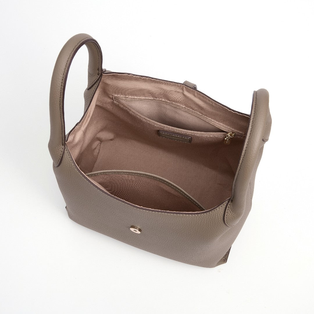 Jennda Cellant Bucket Bag
