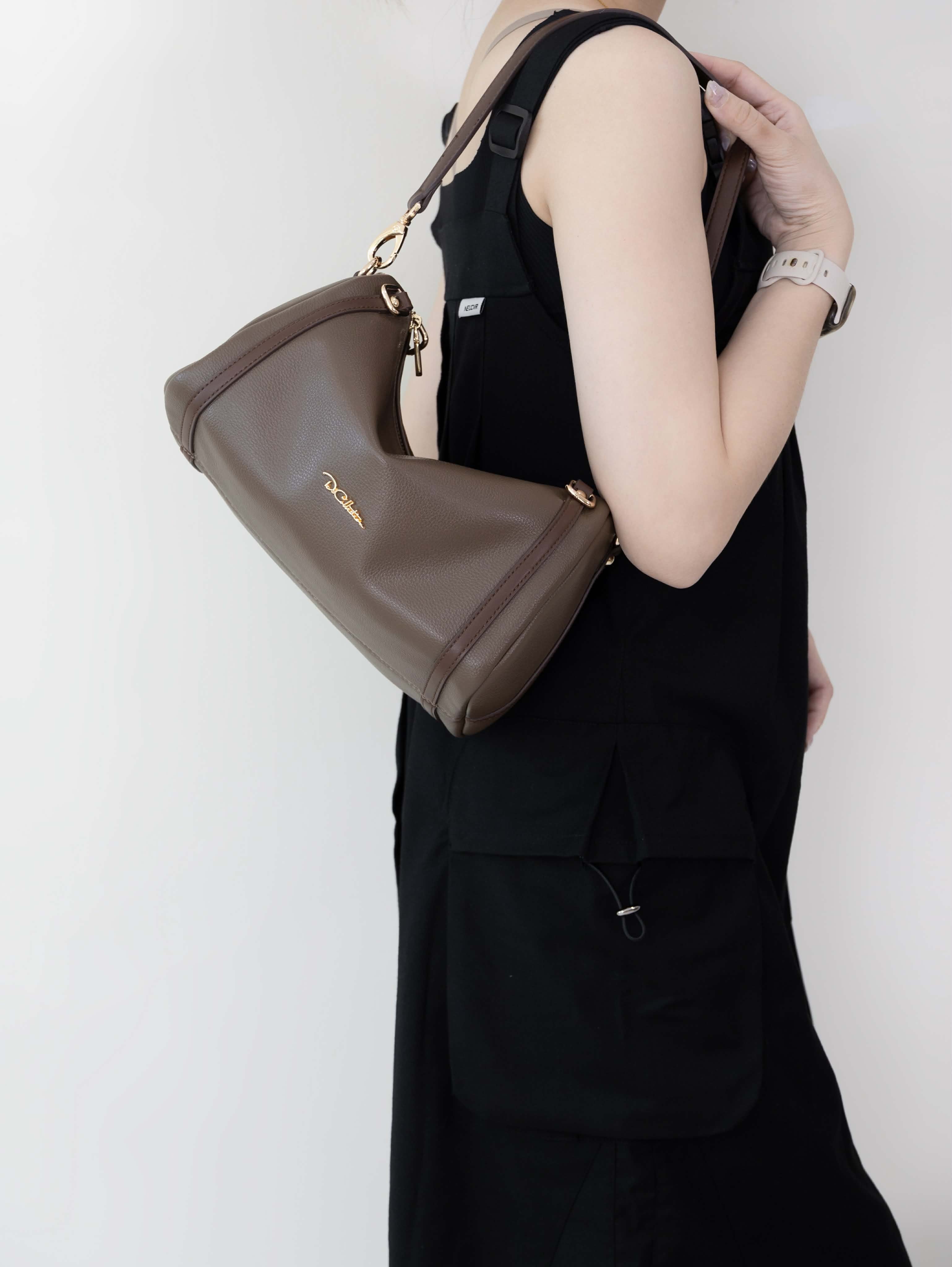 Cavahn Medium Boston Bag