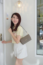Load image into Gallery viewer, Zovin 2 in 1 Baguette Bag