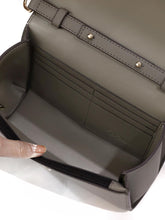 Load image into Gallery viewer, Zovin 2 in 1 Baguette Bag